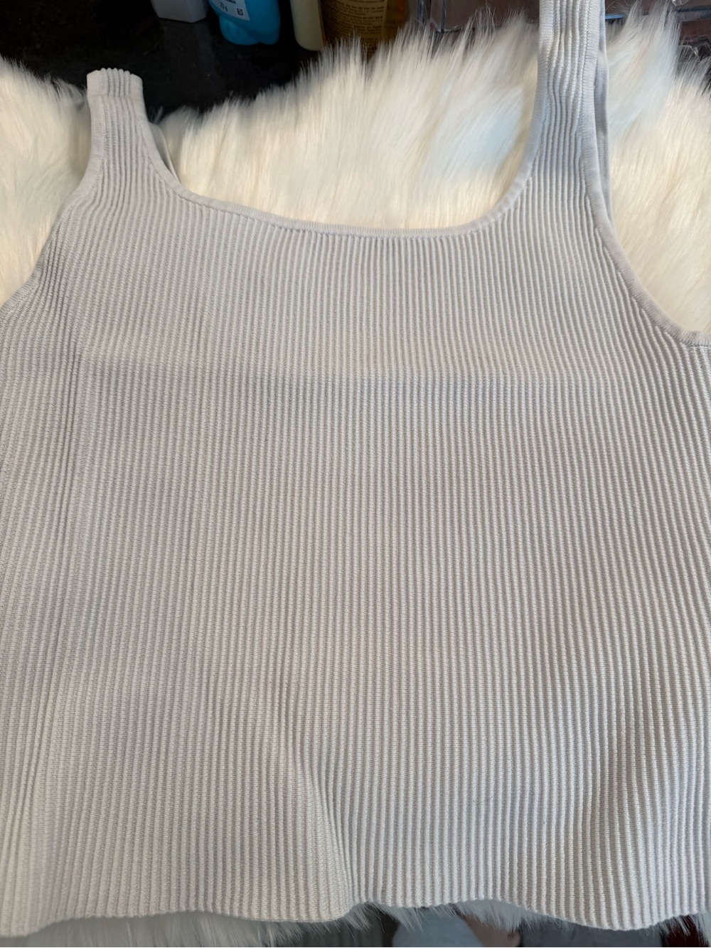Babaton white Ribbed Tank Top - Picture 3 of 3